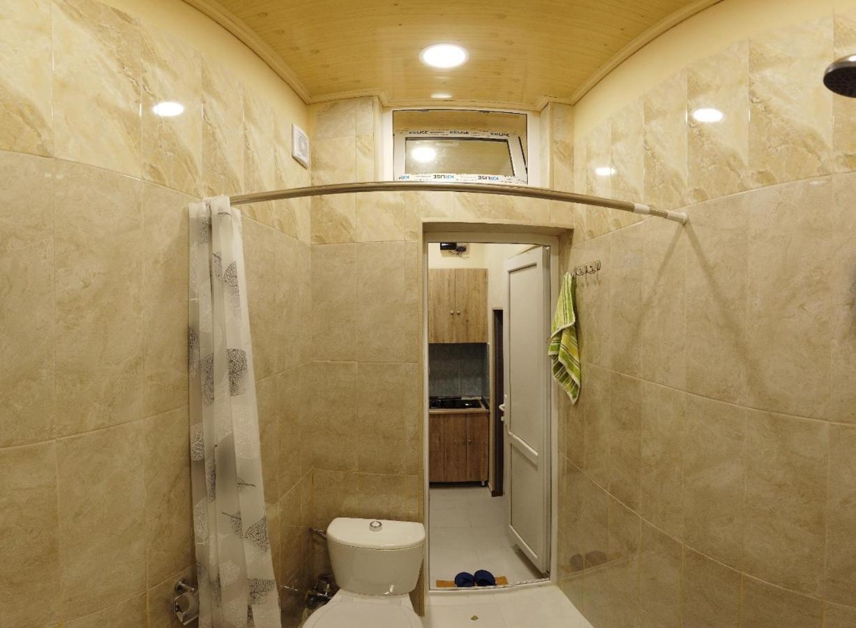 New Apartment In Old City Баку Екстериор снимка